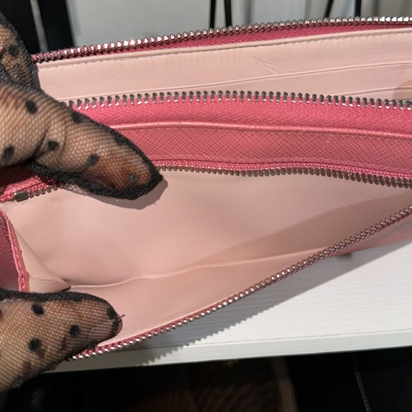 Authentic PRADA zippy leather wallet with (COA) - Picture 16 of 16